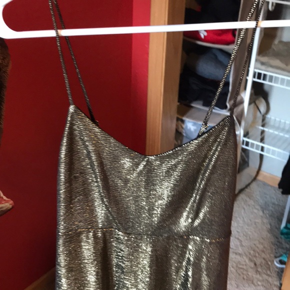 Metallic gold dress - Picture 3 of 3